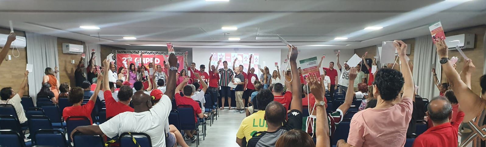 21º Congresso Nacional dos Trabalhadores da Tecnologia da Informação elege a direção da Fenadados para a Gestão 2022/2025